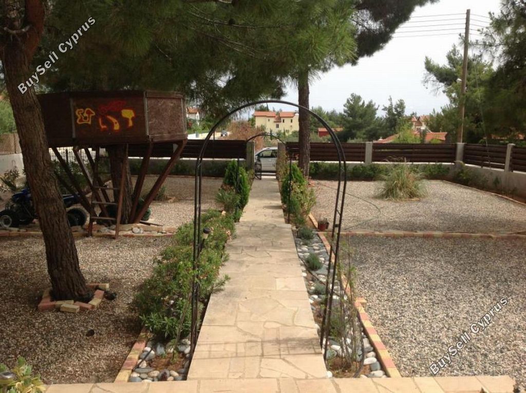 Property photo 3 of 5