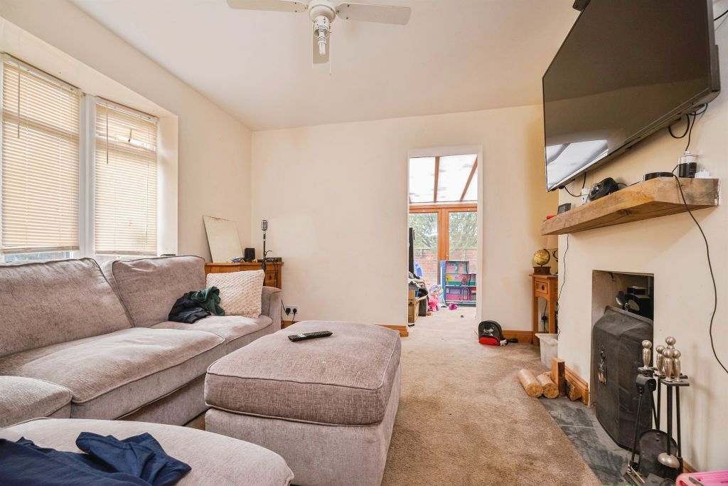 Property photo 3 of 17