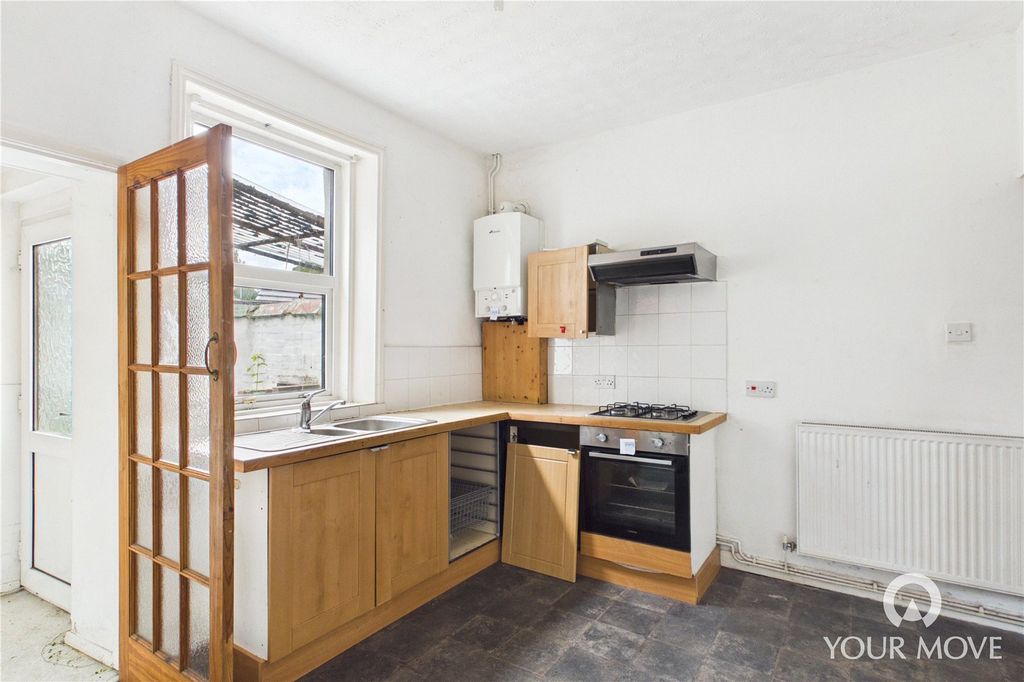 Property photo 3 of 13 Kitchen Diner