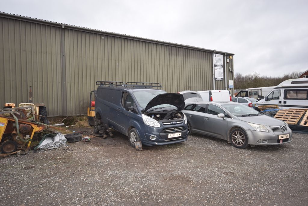 Property photo 3 of 6 Outside