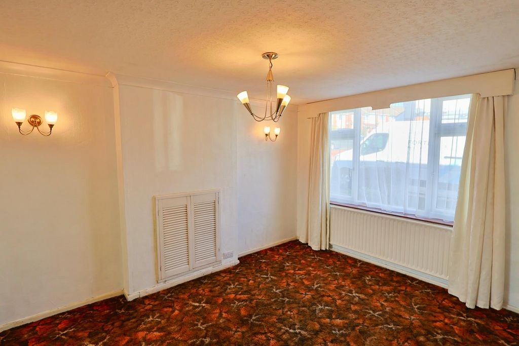 Property photo 2 of 16 Reception Room