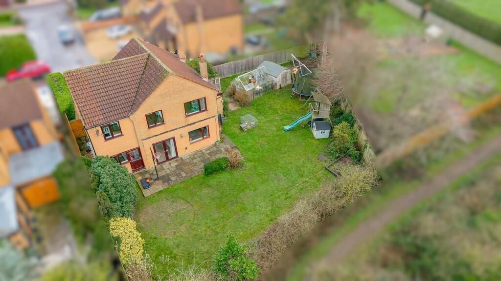Property photo 3 of 24