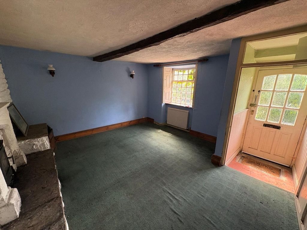 Property photo 2 of 22 Picture No. 21