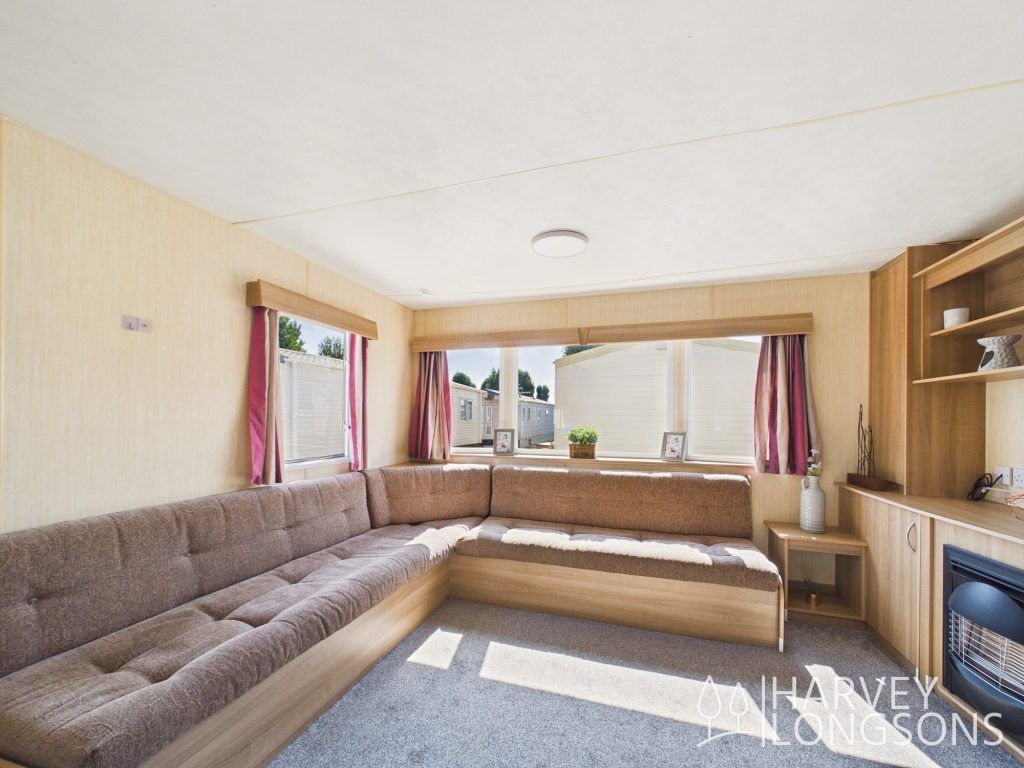 Property photo 3 of 15 Spacious Lounge With L-Shaped Seating In The Abi Horizon