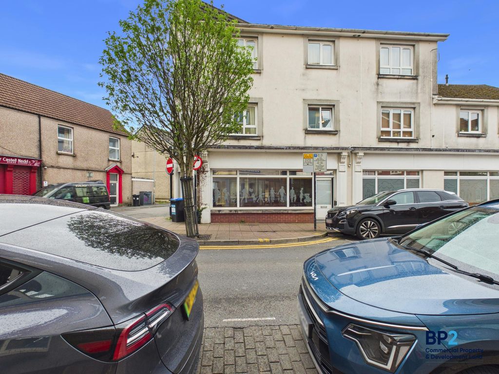 Property photo 3 of 11 Cam03725G0-Pr0092-Still008.Jpg