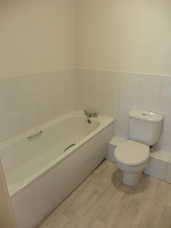 Property photo 2 of 5 Bathroom