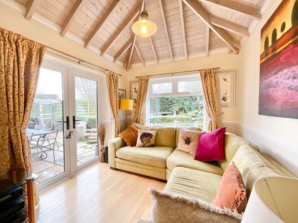 Property photo 3 of 21