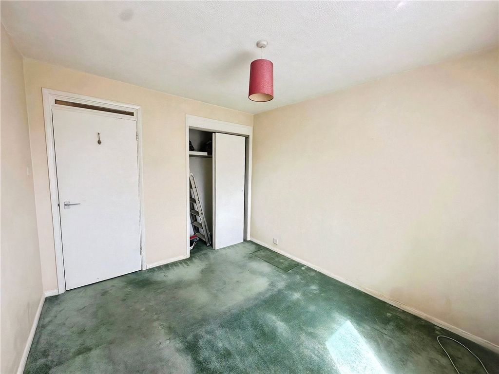 Property photo 2 of 7 Picture No. 14
