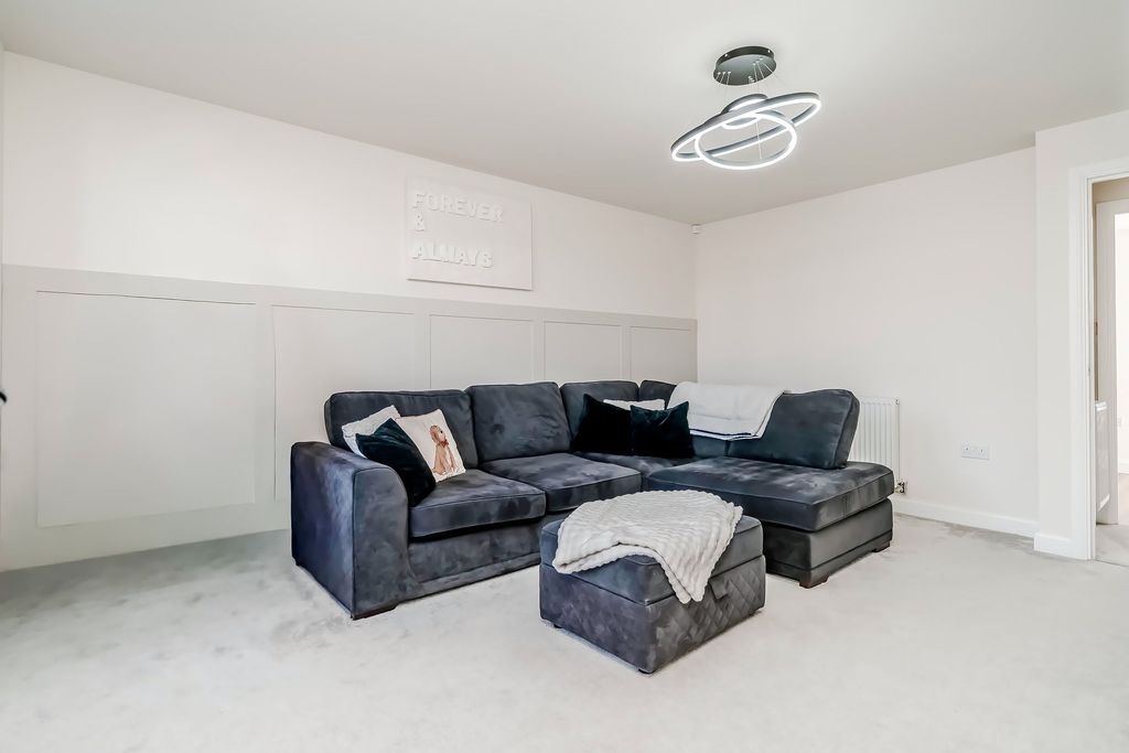 Property photo 3 of 29