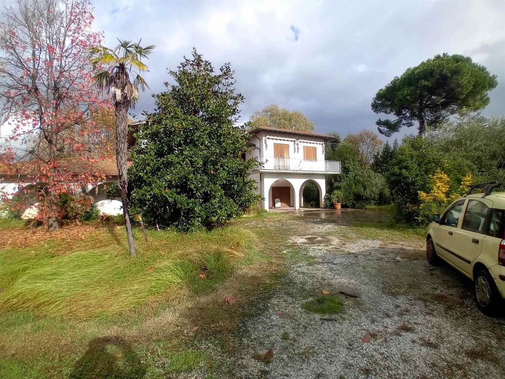 Property photo 3 of 26