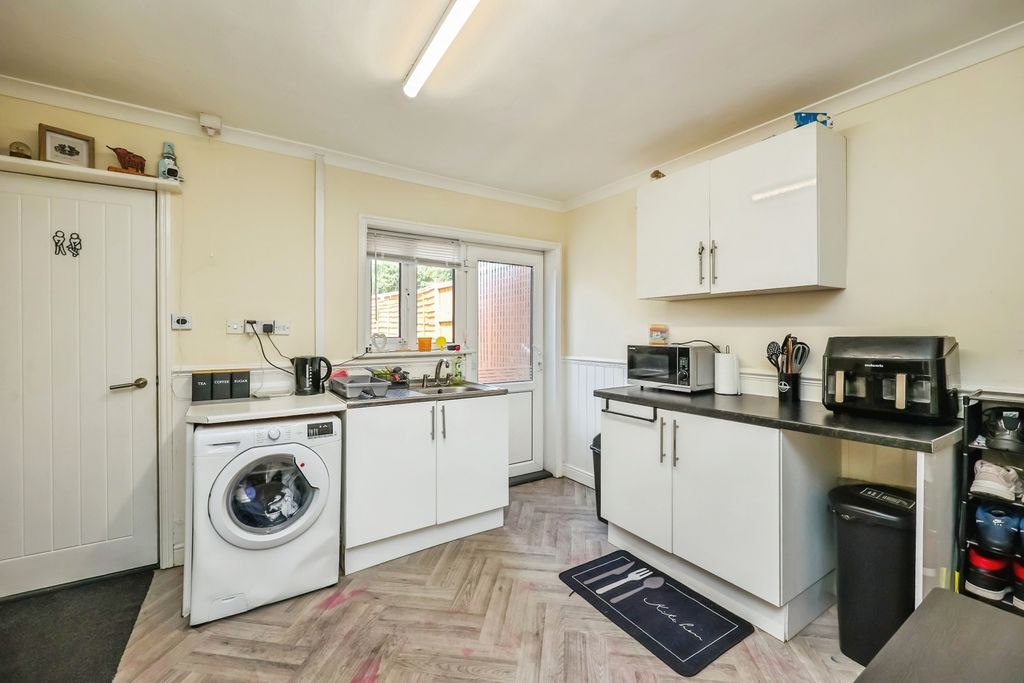 Property photo 3 of 19 Pbox-Img.Jpg