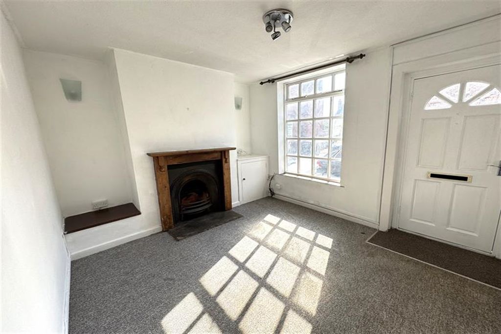 Property photo 2 of 10 (Main)