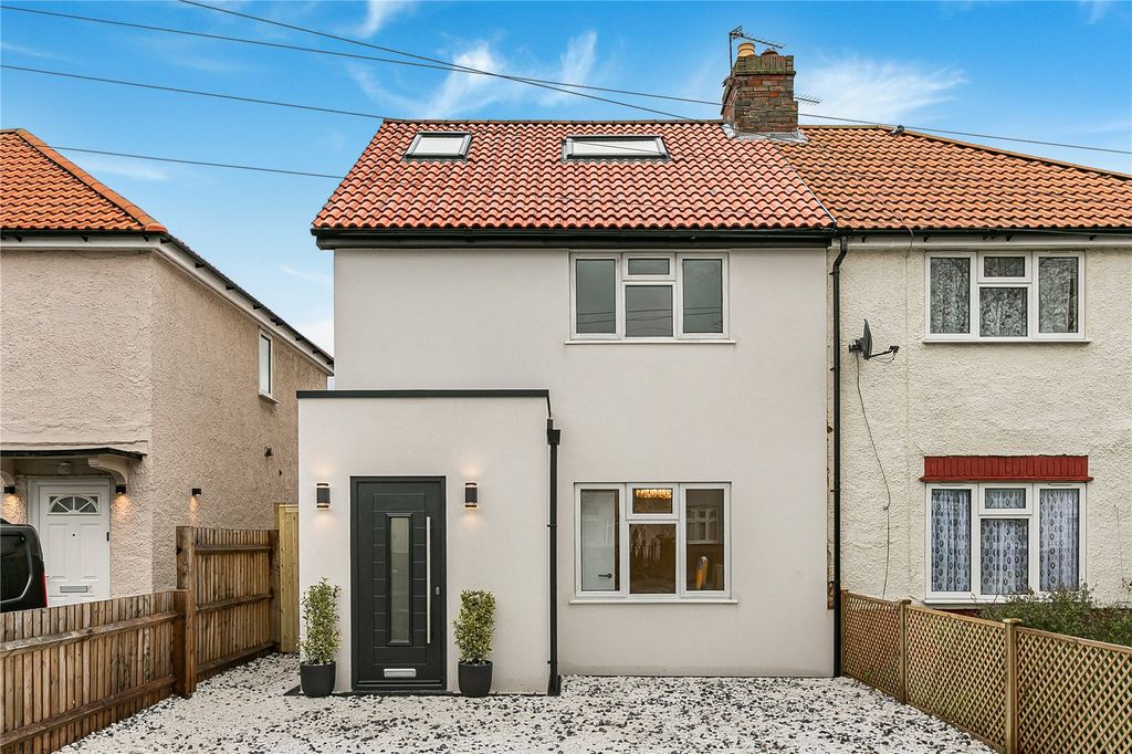 Property photo 1 of 33 Exterior