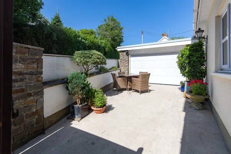 Property photo 2 of 24 Picture No. 35