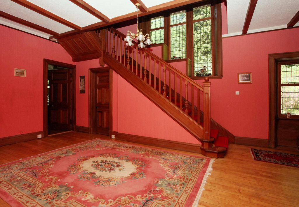 Property photo 3 of 36