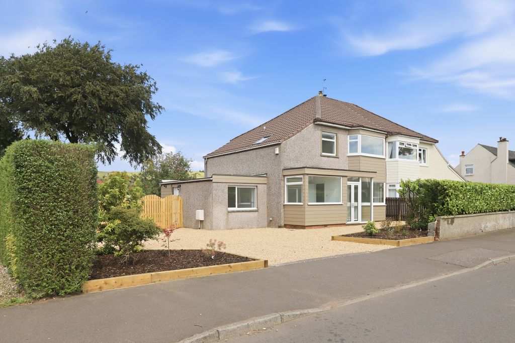Property photo 1 of 37