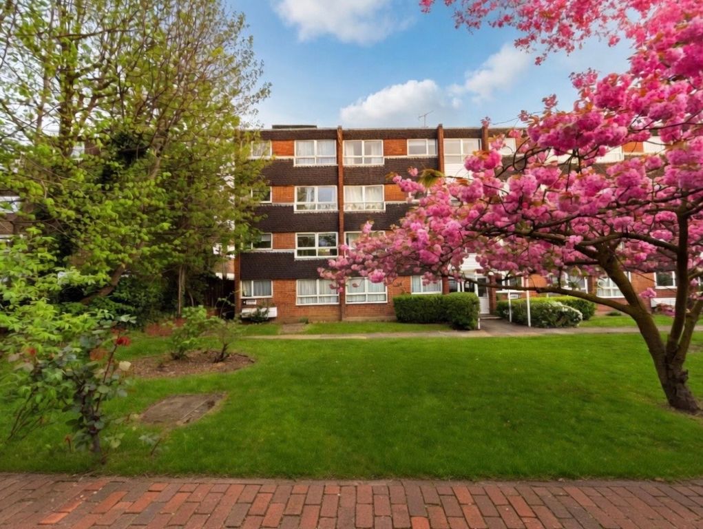 Property photo 1 of 8