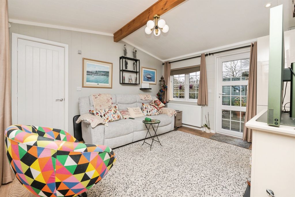 Property photo 3 of 25