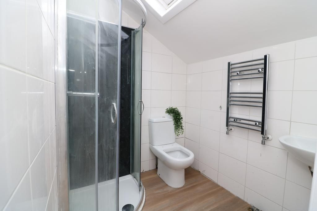 Property photo 3 of 3