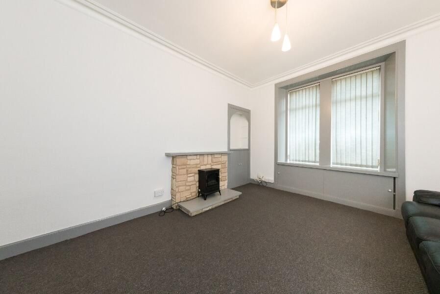 Property photo 2 of 13 0_Swpph15Rs10B010.Jpg