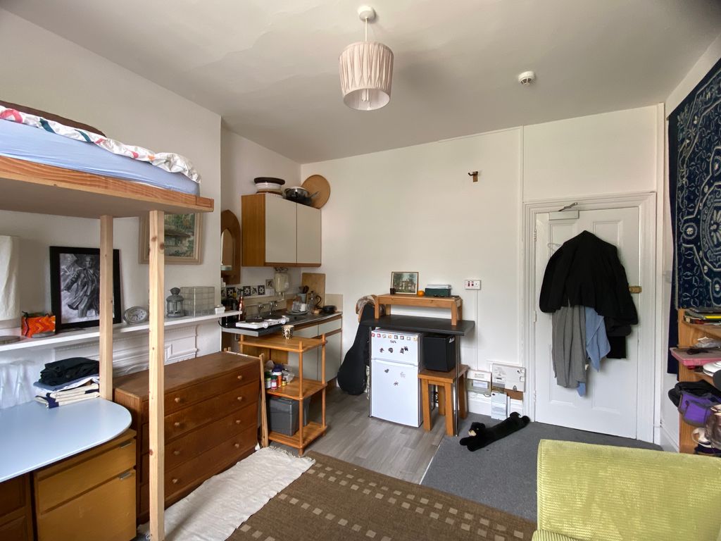 Property photo 3 of 4
