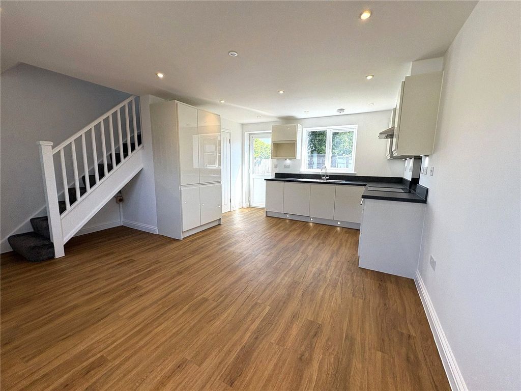 Property photo 3 of 14 Picture No. 22