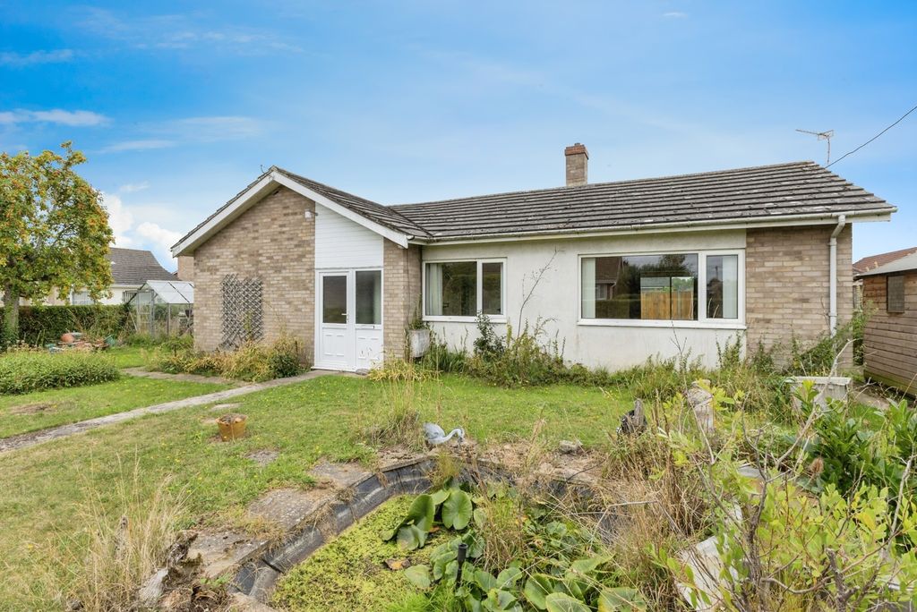 Property photo 1 of 17 Photo