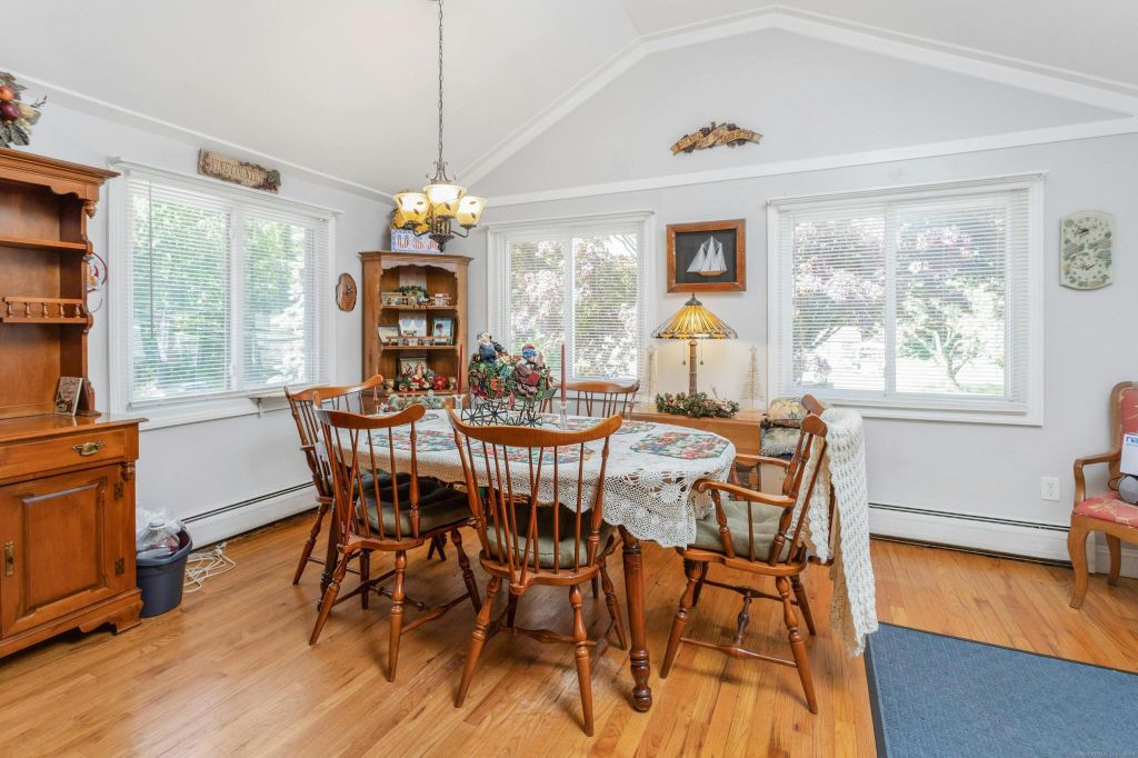 Property photo 3 of 18 <Alttext/>