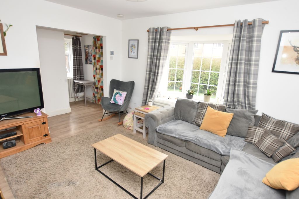 Property photo 3 of 21