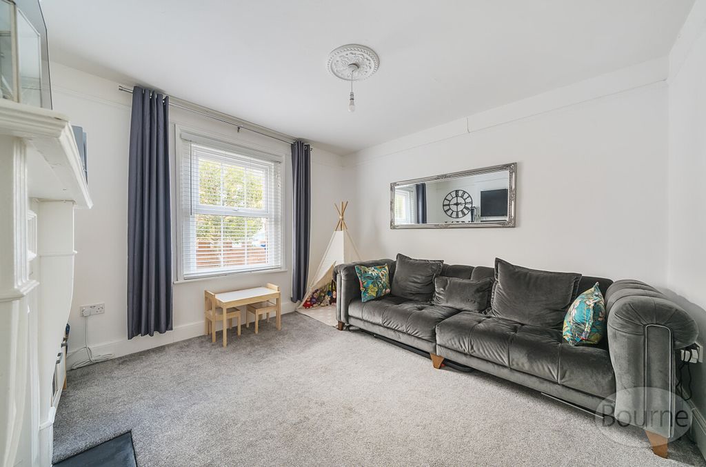 Property photo 2 of 24 1930554E-A66A-42A...