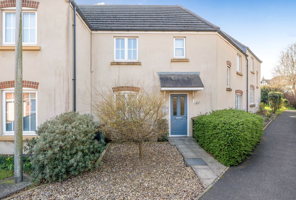 Property photo 1 of 13 Front