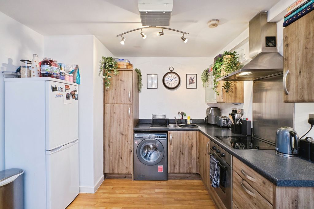 Property photo 2 of 20 2950Georgest-23390