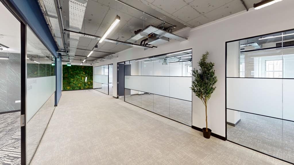 Property photo 3 of 6 Photo 12