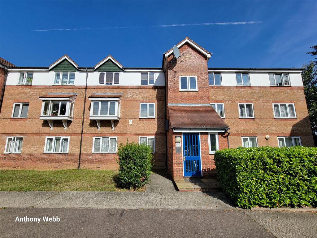 Property photo 2 of 6
