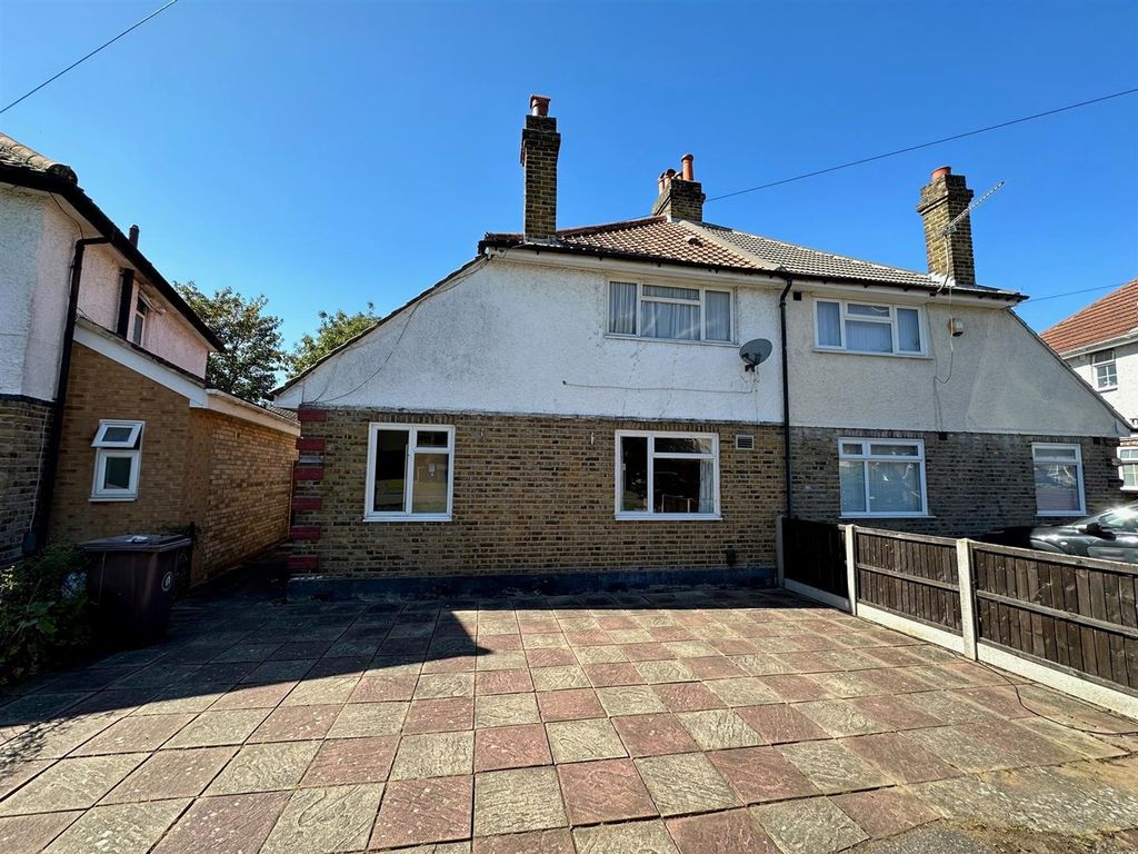 Property photo 1 of 17 Front.Jpg