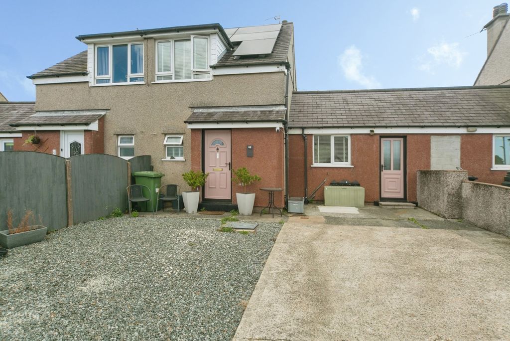Property photo 1 of 19 Pbox-Img.Jpg