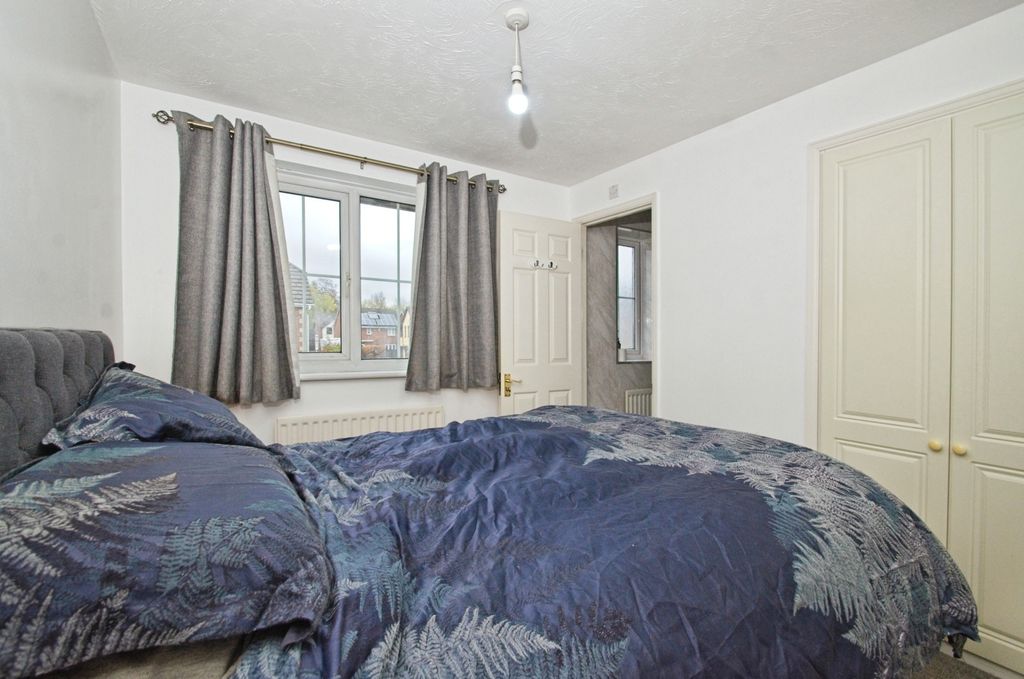 Property photo 3 of 14