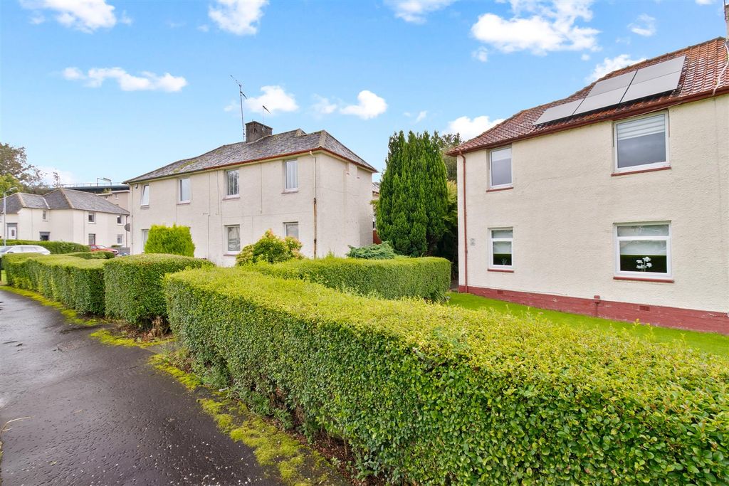 Property photo 3 of 24 Erskine-3.Jpg