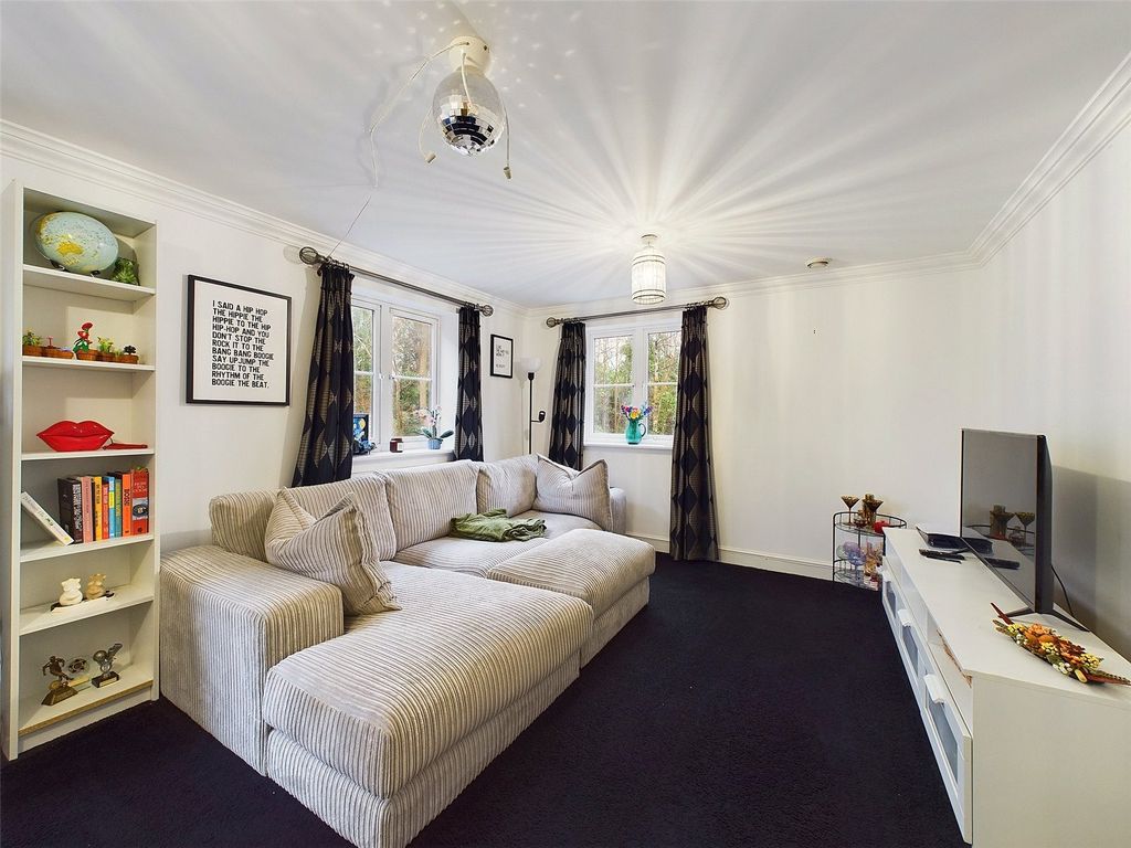 Property photo 3 of 11 Picture No. 04