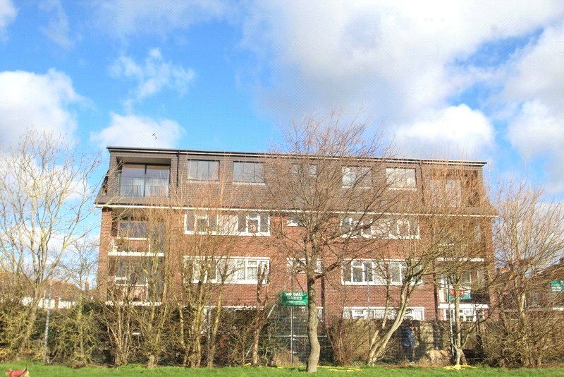 Property photo 1 of 9 Picture No. 17