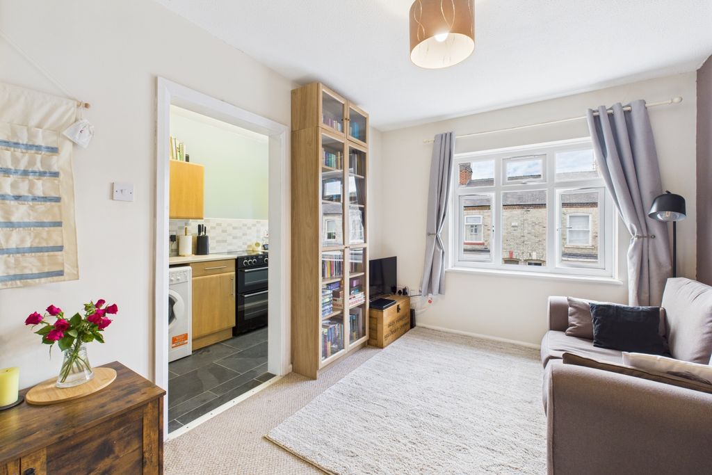 Property photo 2 of 12 Cam03162G0-Pr0300-Still001