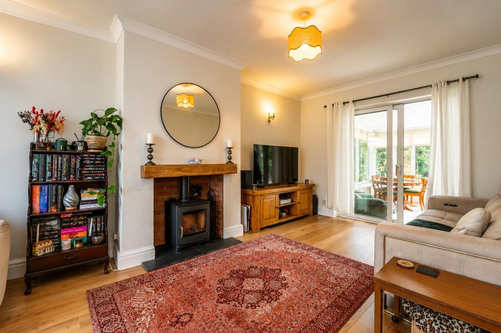 Property photo 2 of 29