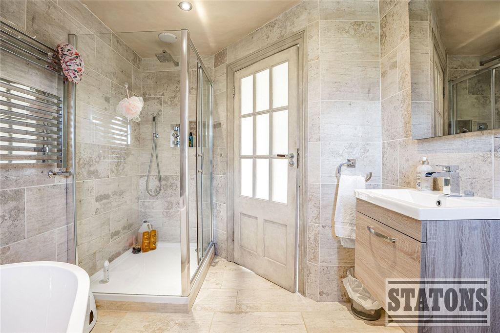 Additional image 12 of 9 bed detached house to rentRush Green, Hertford, Hertfordshire SG13