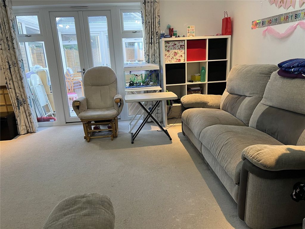 Property photo 3 of 19 Picture No. 09