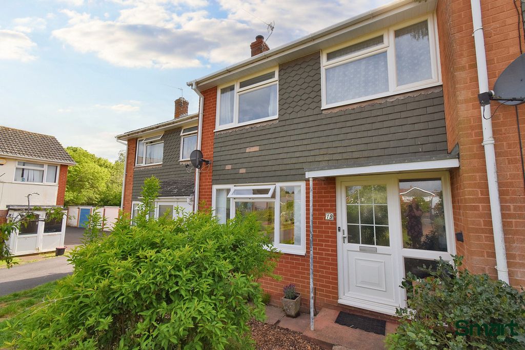 Property photo 1 of 11