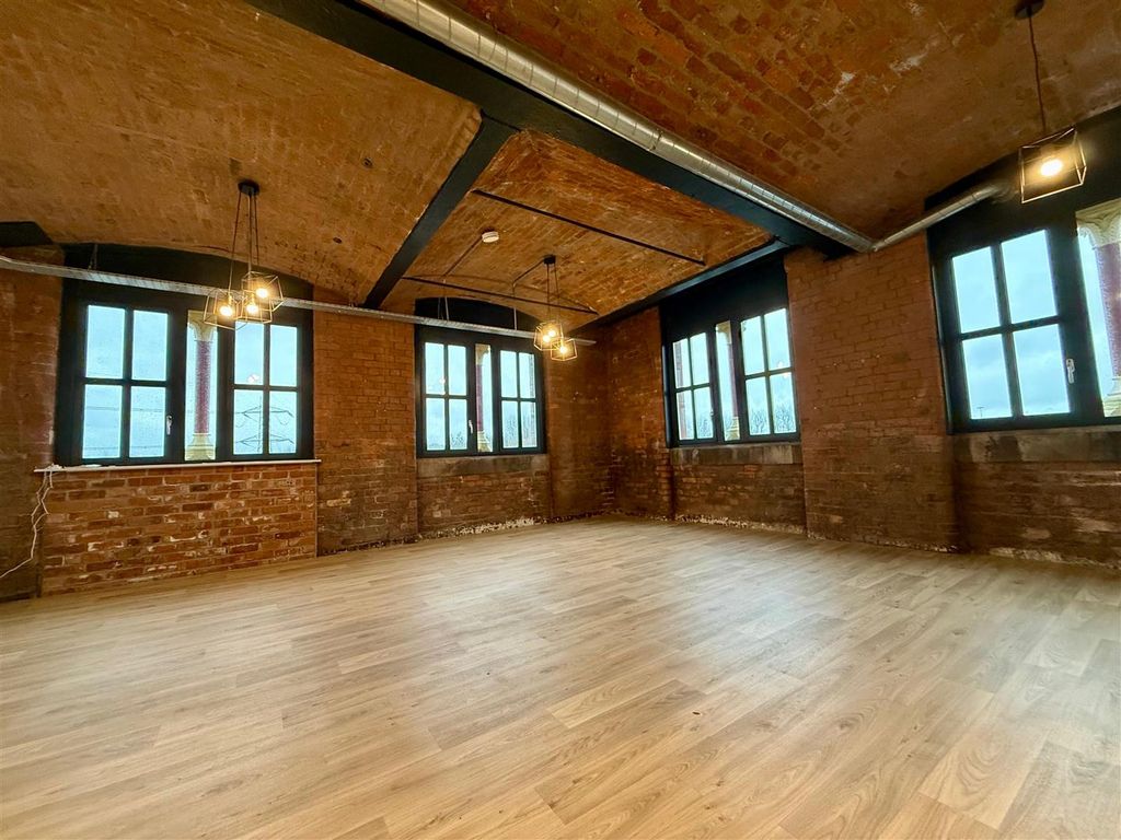 Property photo 2 of 7 Img-20251117-Wa0011.Jpg