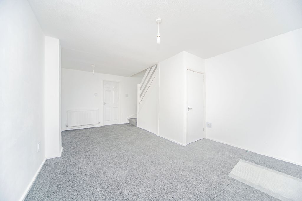 Property photo 3 of 15 Living / Dining Room
