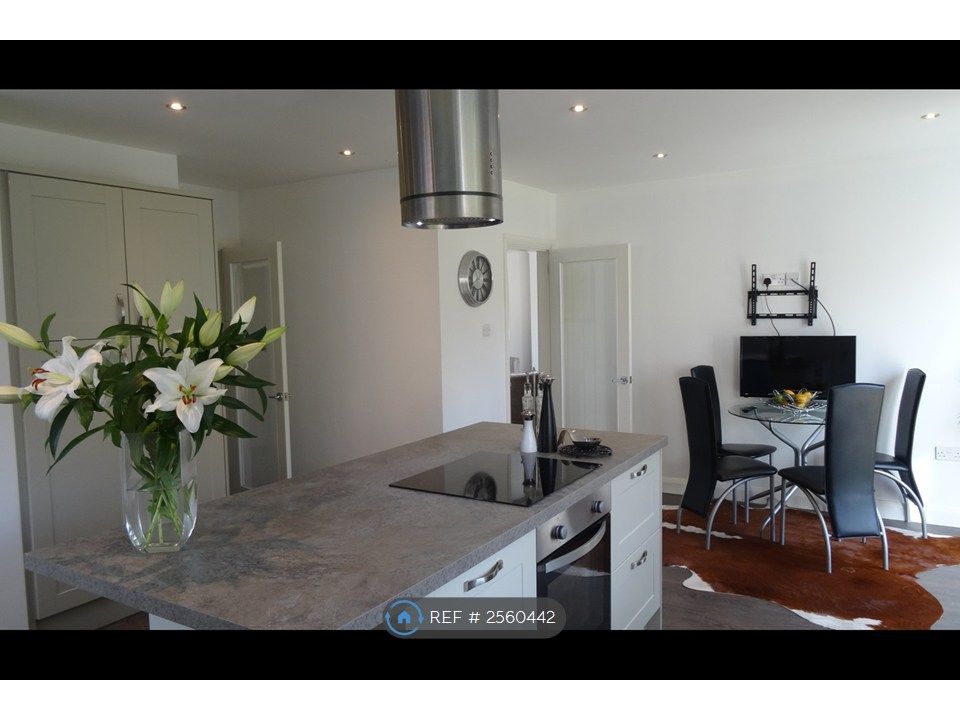 Property photo 3 of 14 Kitchen/Diner