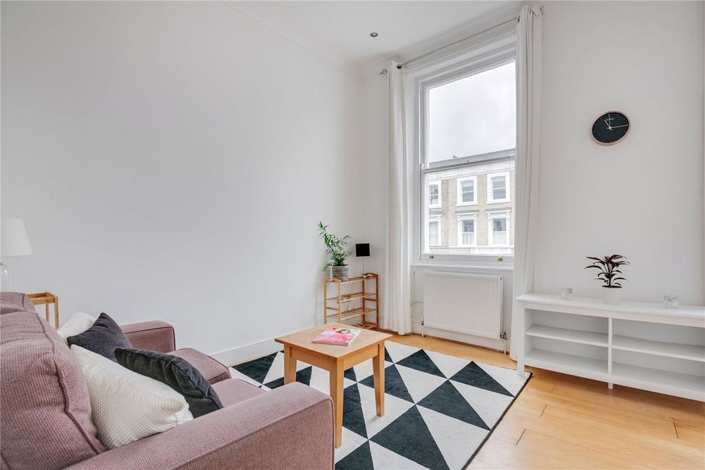 Property photo 1 of 6