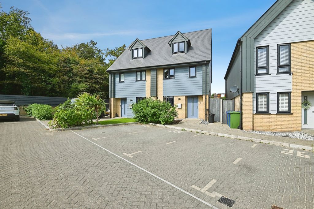Property photo 1 of 14 Pbox-Img.Jpg